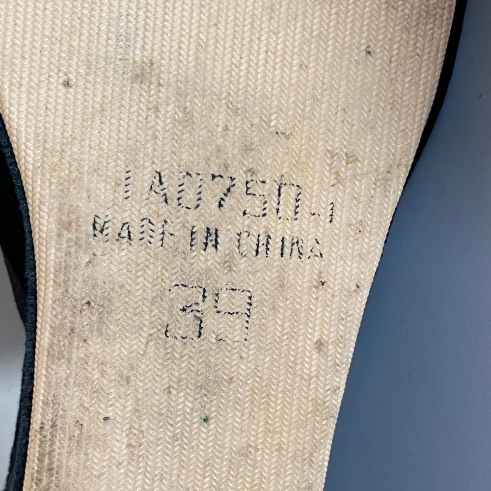 Black Velvet Mules with Dragon Embroidery vintage worn once - Picture 12 of 12